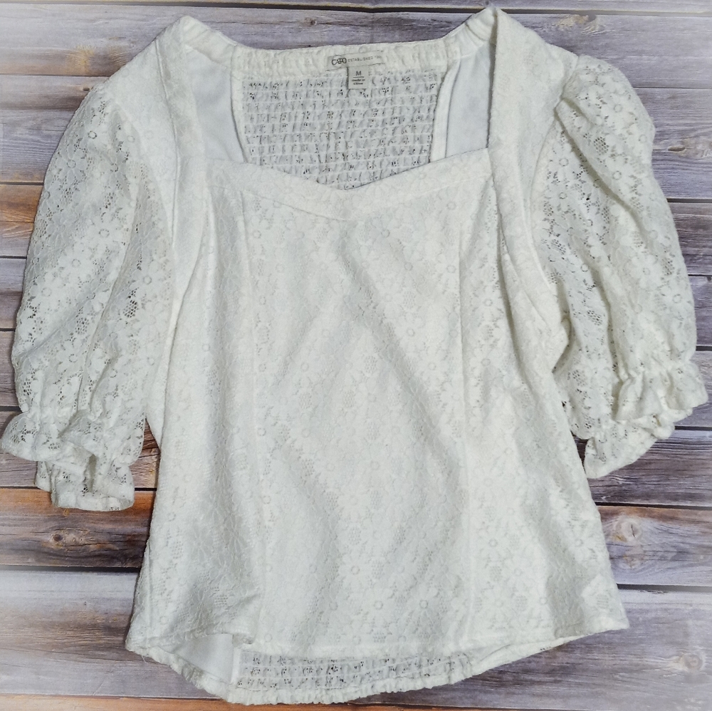 Puff sleeve top